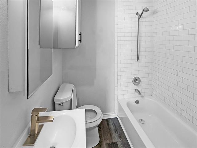 Building Photo - 3201 Ryan Ave