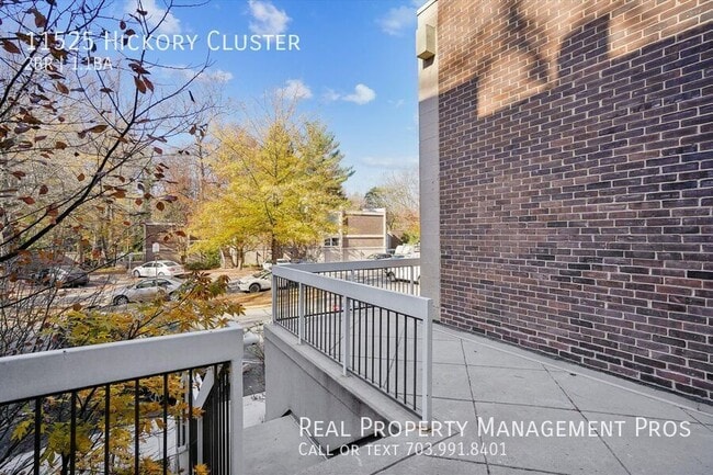 Building Photo - 11525 Hickory Cluster