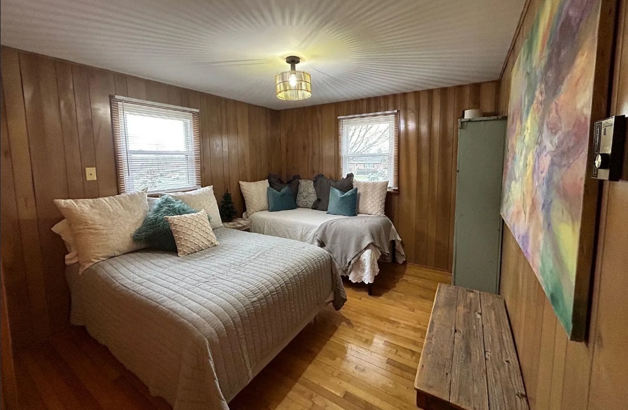 Building Photo - 11 Milton Ln