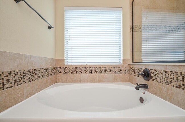Building Photo - 4406 Millstone Canyon Ln
