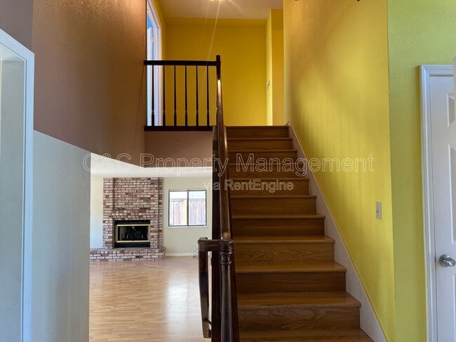 Building Photo - 293 Saybrook Way