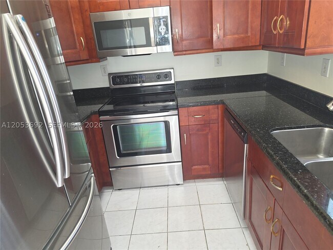 Building Photo - 14241 SW 151st Ave