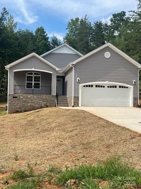 Building Photo - 153 Brook Creek Dr