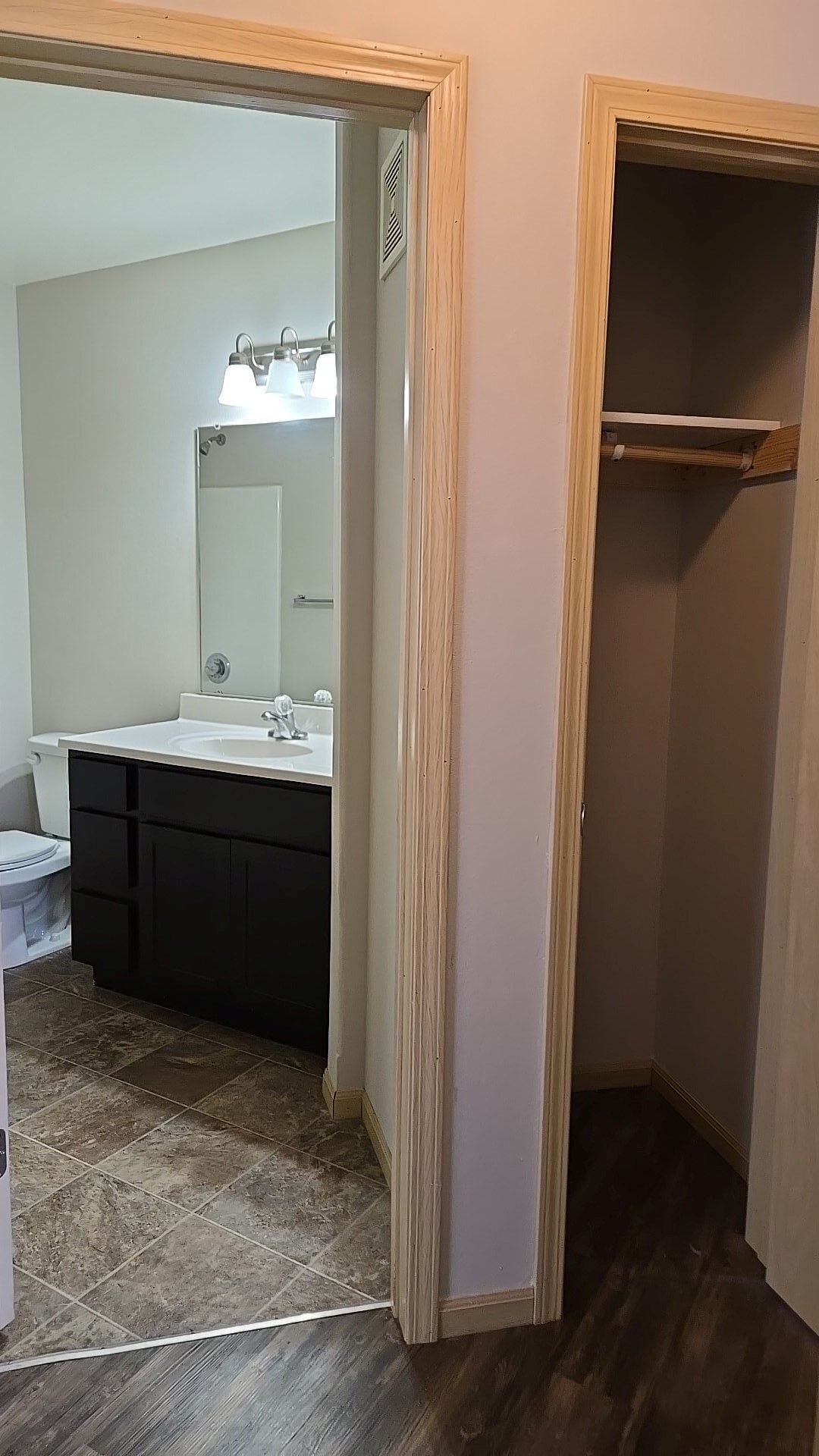 Building Photo - 956 Boston Way