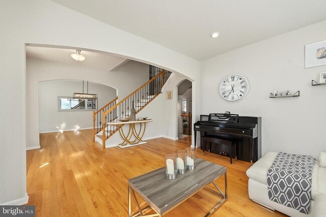 Building Photo - 76 Penns Charter Ln