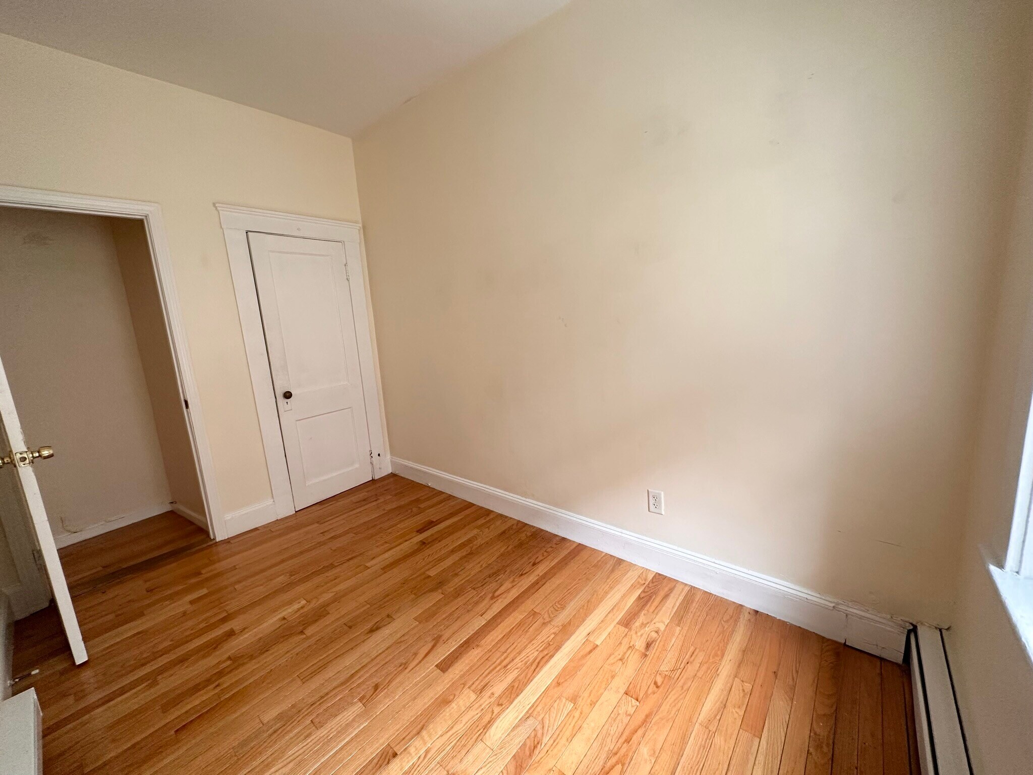 Building Photo - 50 Prince St