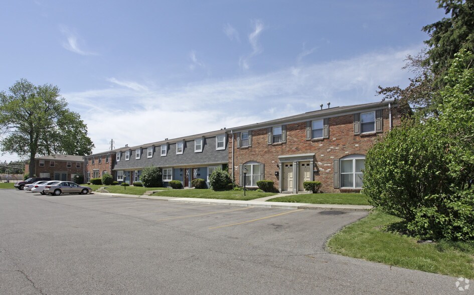 Salem Woods 5291 Wood Creek Rd Dayton OH 45426 Apartment Finder