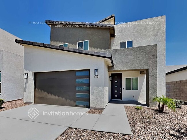 Building Photo - 7421 S 23rd Dr