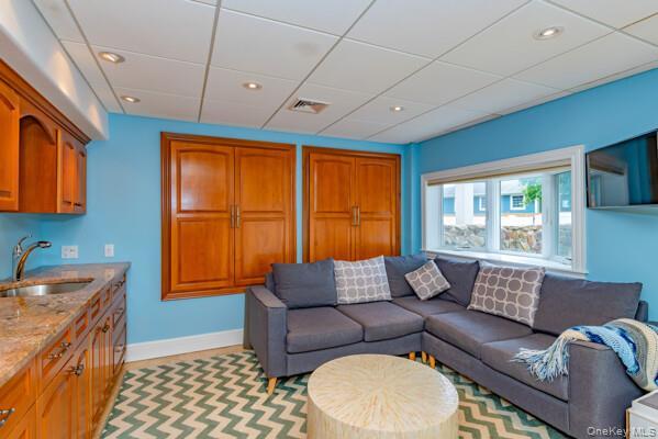 Building Photo - 27 W Tiana Rd