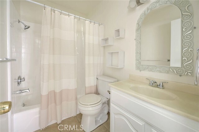 Building Photo - 3813 Huron Ave