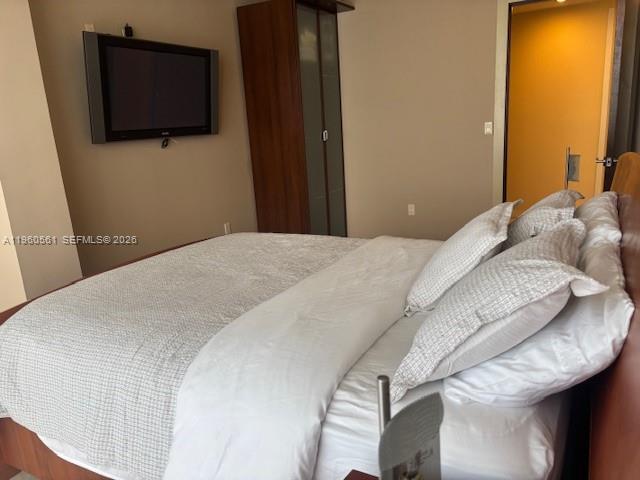 Building Photo - 100 Lincoln Rd