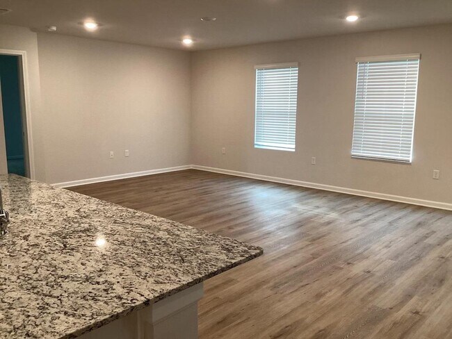 Building Photo - 4057 Brownstone Wy