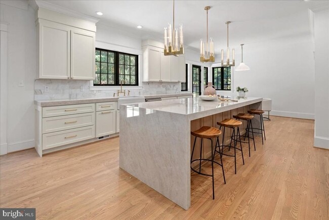 Building Photo - 10816 Barn Wood Ln