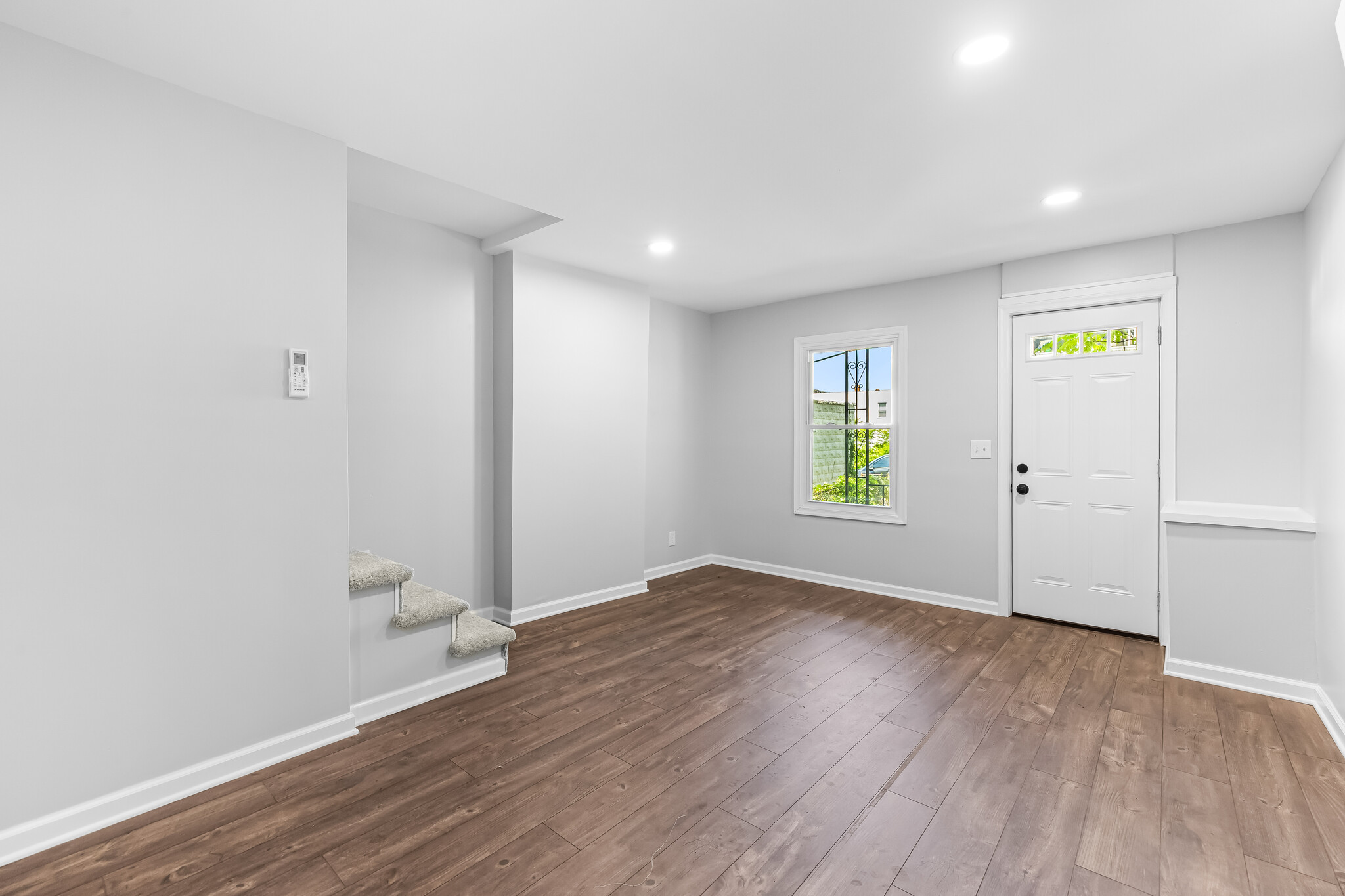 Building Photo - 1101 W 38th St