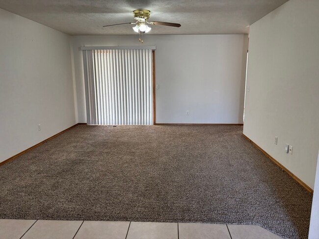 Building Photo - Two bedroom, 2 bath, 2 car garage duplex i...