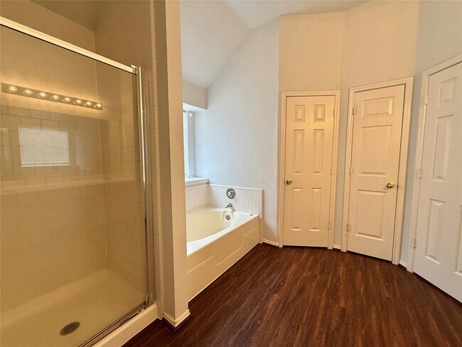 Building Photo - 21331 Riverside Ridge Ln