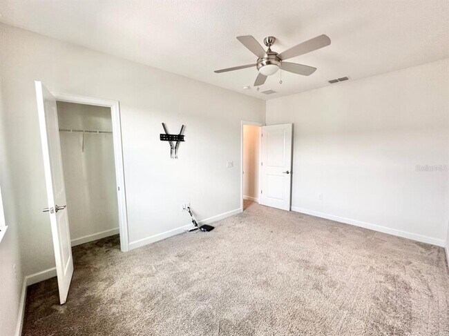 Building Photo - 2921 Title St