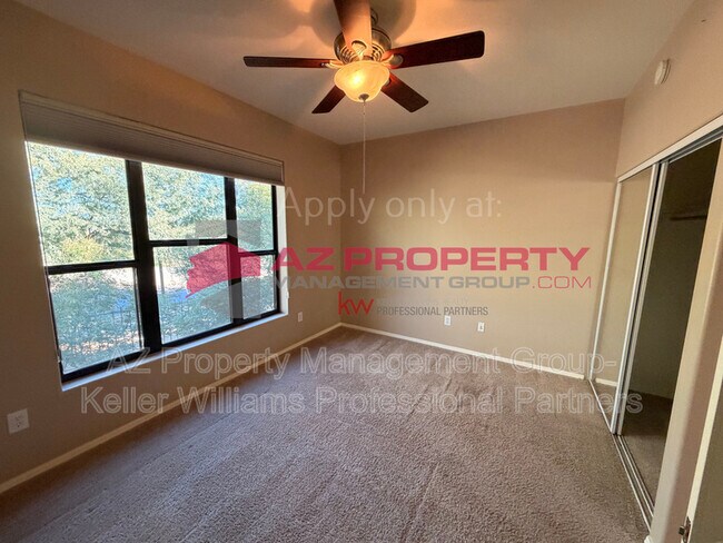 Building Photo - 20660 N 40th St