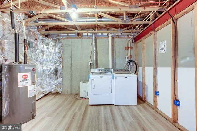 Building Photo - 4719 Springmaid Ln