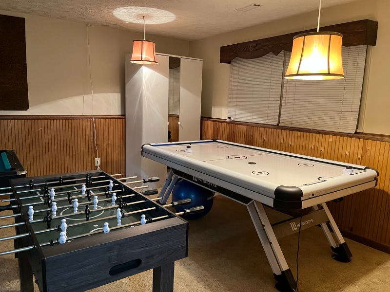 Building Photo - 210 Pinehurst Ln