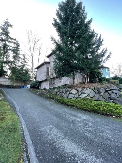 Building Photo - 16427 SE 39th Pl