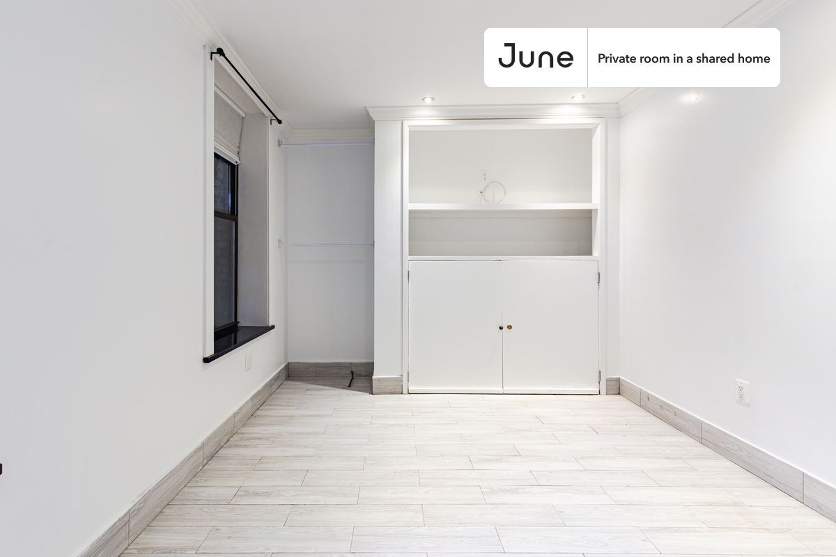 Building Photo - Room in Shared 4 bed/2 bath home