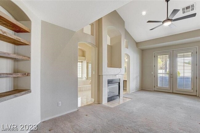Building Photo - 1842 Bogey Way