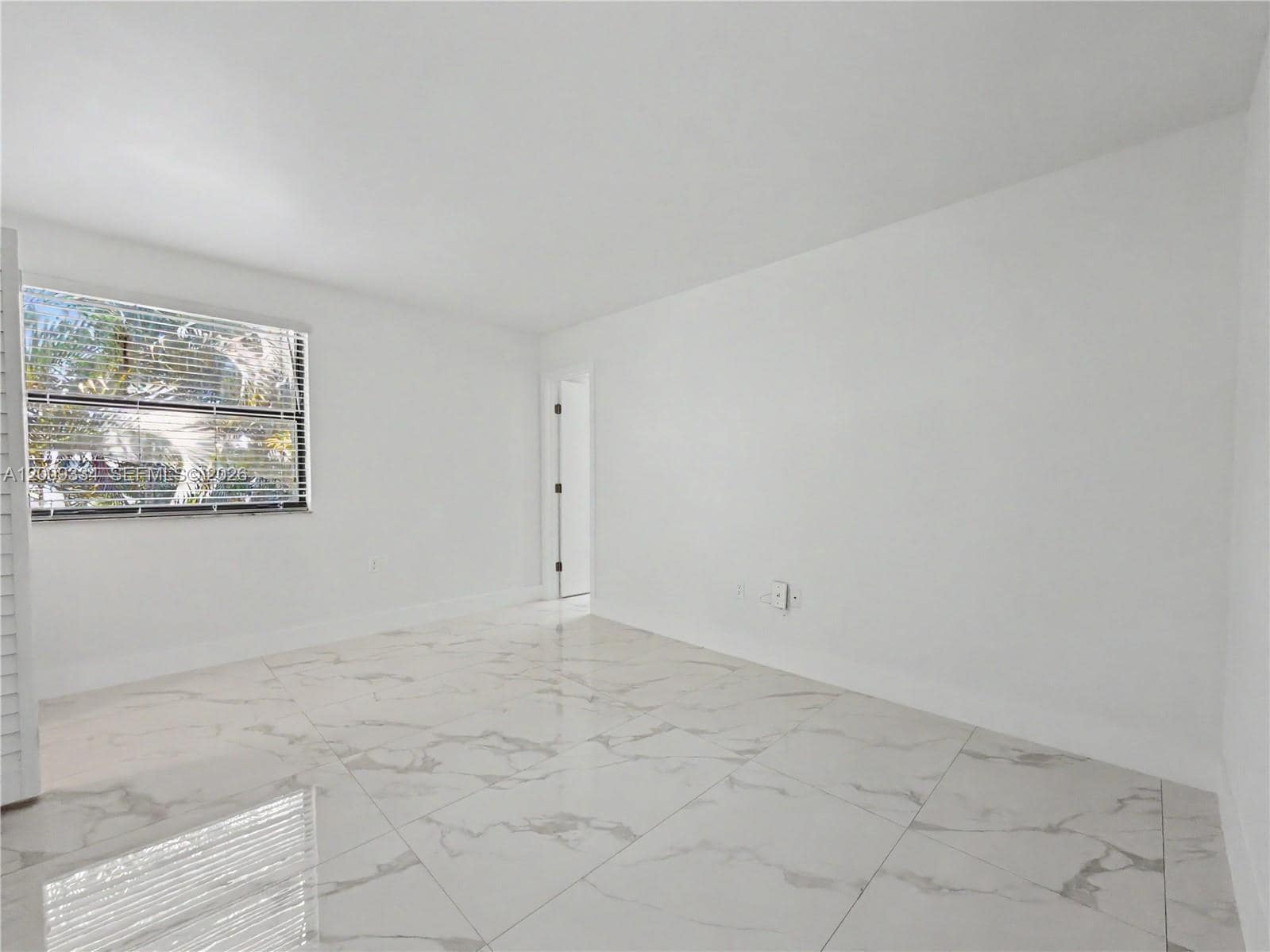 Building Photo - 10010 NW 9th Street Cir