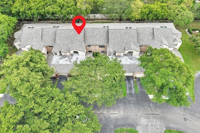 Building Photo - 132 NW 98th Terrace