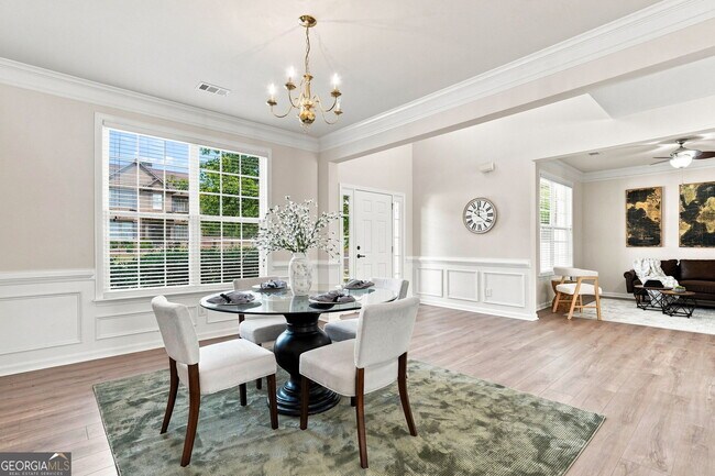 Building Photo - 853 Van Briggle Path NE