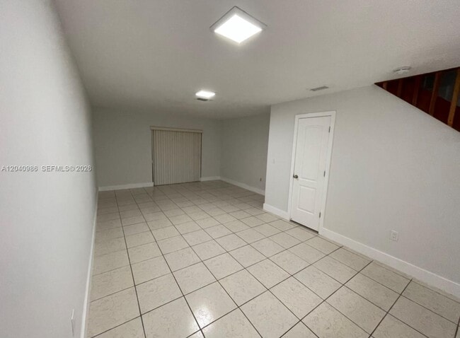 Building Photo - 6854 NW 173rd Dr
