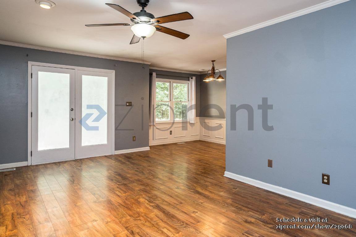 Building Photo - 3633 Meadow Creek Ln