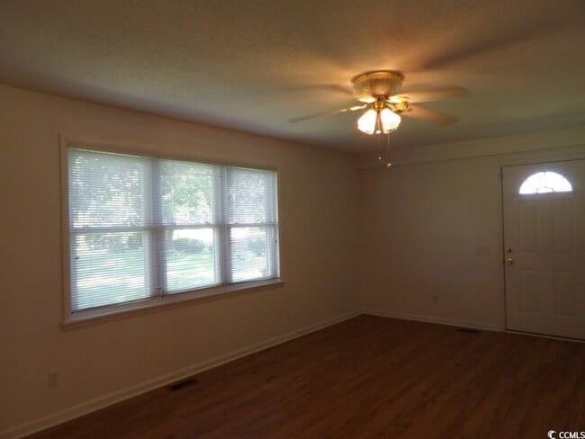 Building Photo - 6801 Swamp Fox Hwy W