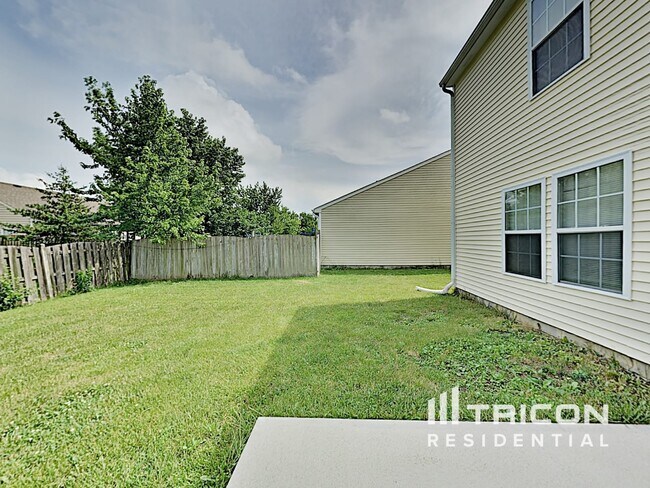 Building Photo - 13143 N Brick Chapel Dr