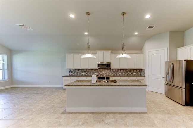 Building Photo - 4703 Eagle Cove Ln