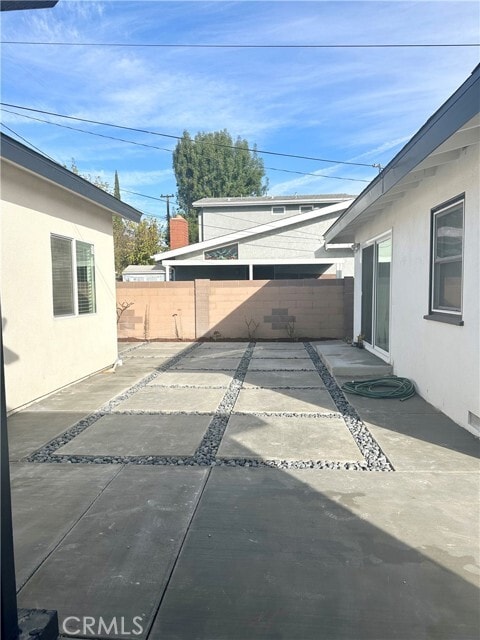 Building Photo - 12645 Jerome Ln