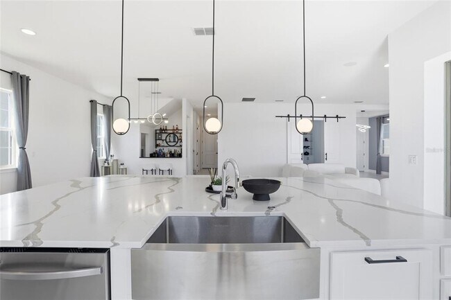 Building Photo - 5170 Buttonsage Dr