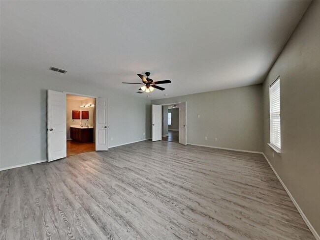 Building Photo - 5 BR/3BA | 3-Living areas | 2-Car Garage | Private Pool!