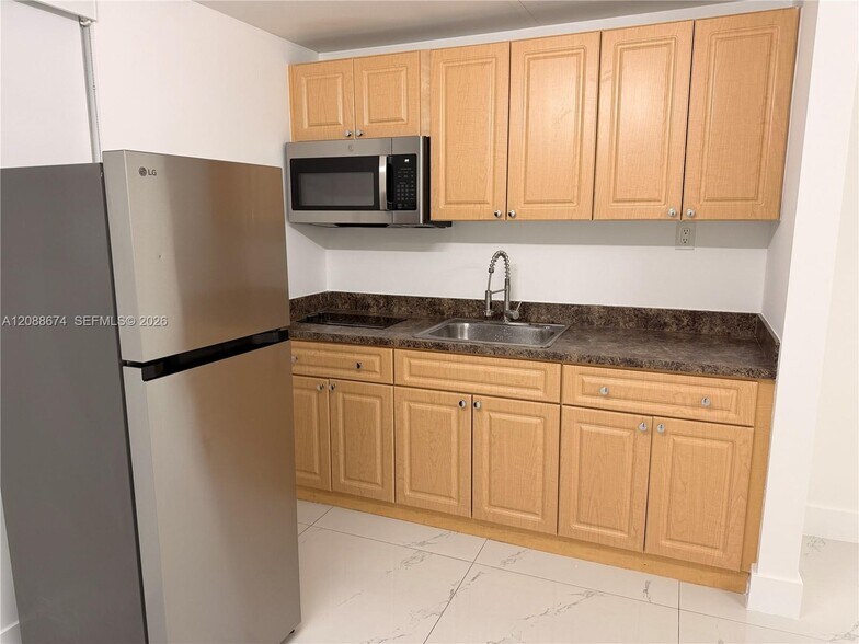 Building Photo - 3354 NW 50th St