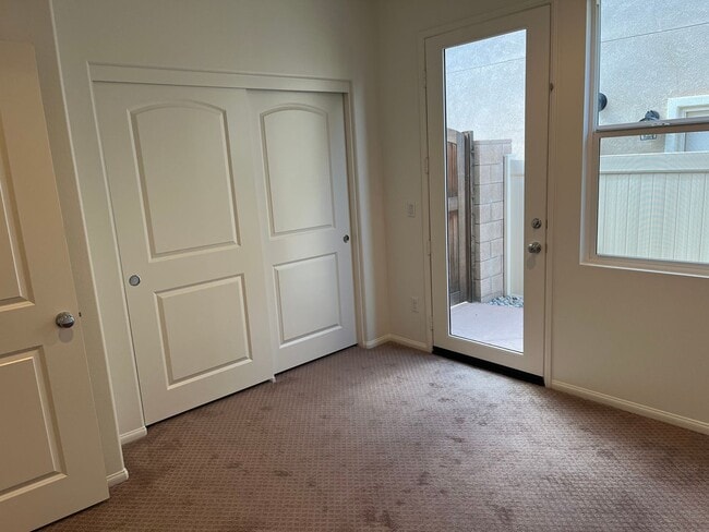 Building Photo - Murrieta 1 Bedroom Casita with Private entrance
