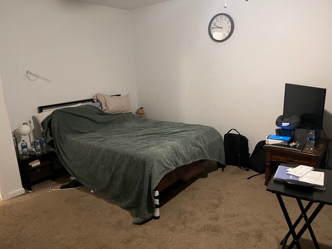 Building Photo - 419 New Kent Rd