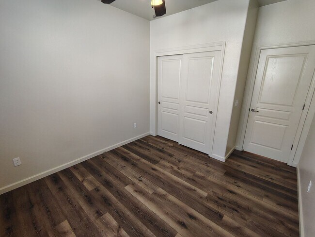 Building Photo - 363 Cabernet Dr