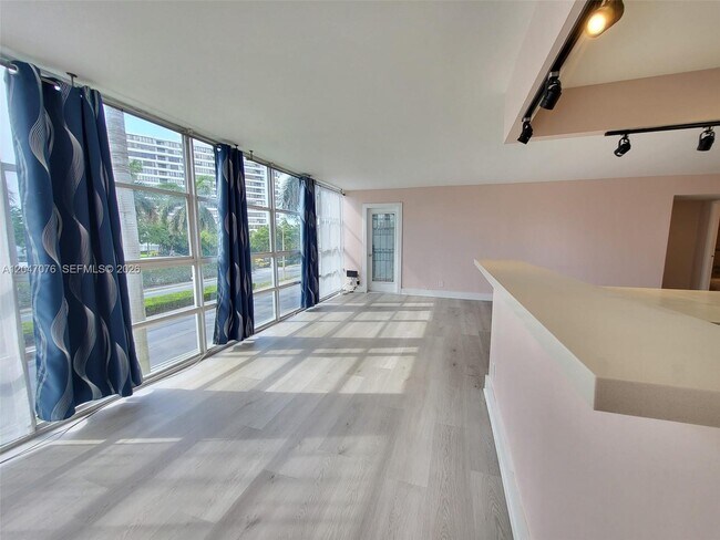 Building Photo - 501 Three Islands Boulevard