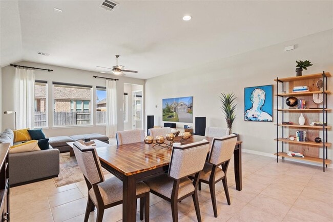 Building Photo - 4300 Sutter Cv