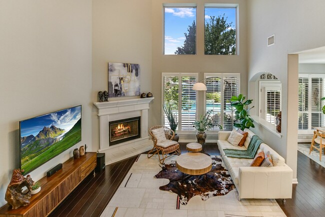 Building Photo - 2417 Turtle Mountain Bend