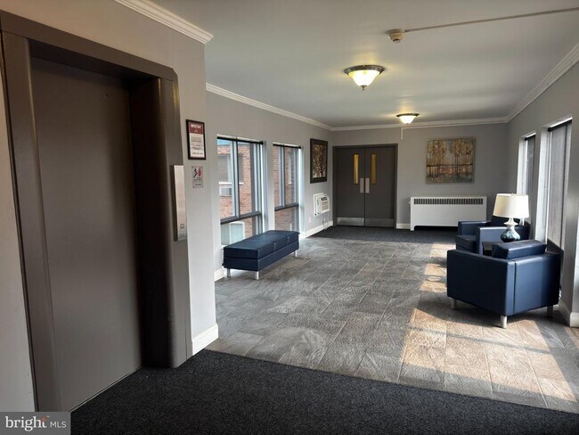 Building Photo - 120 N Bethlehem Pike