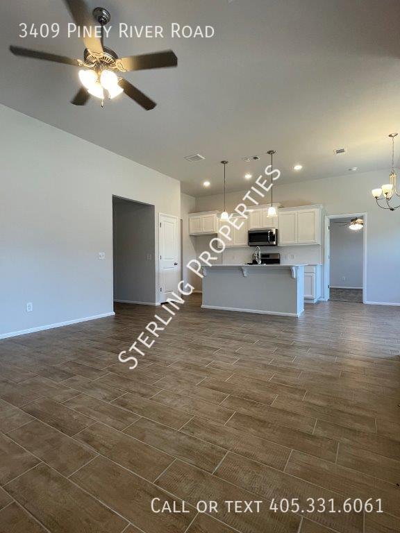Building Photo - 3409 Piney River Dr