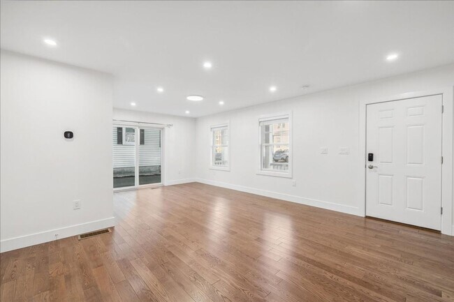 Building Photo - See YT Tour!  State-of-The-Art, Lux Home w...