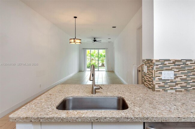 Building Photo - 22954 Clear Echo Dr
