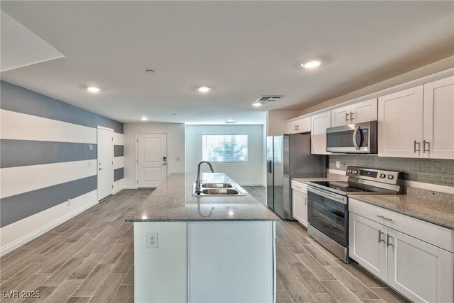 Building Photo - 12146 Scarlet Ember Rd